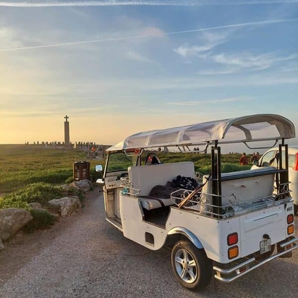 eletric-tuk-tuk-yes-you-deserve